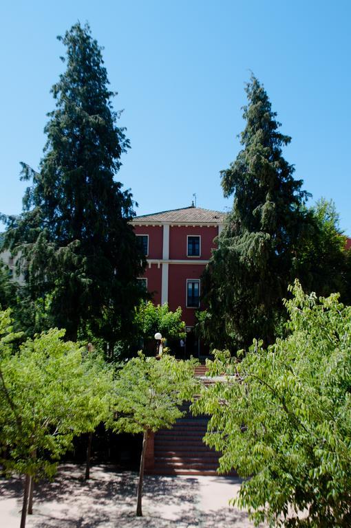 Hostel L'Espluga de Francolí Xanascat Exteriér fotografie